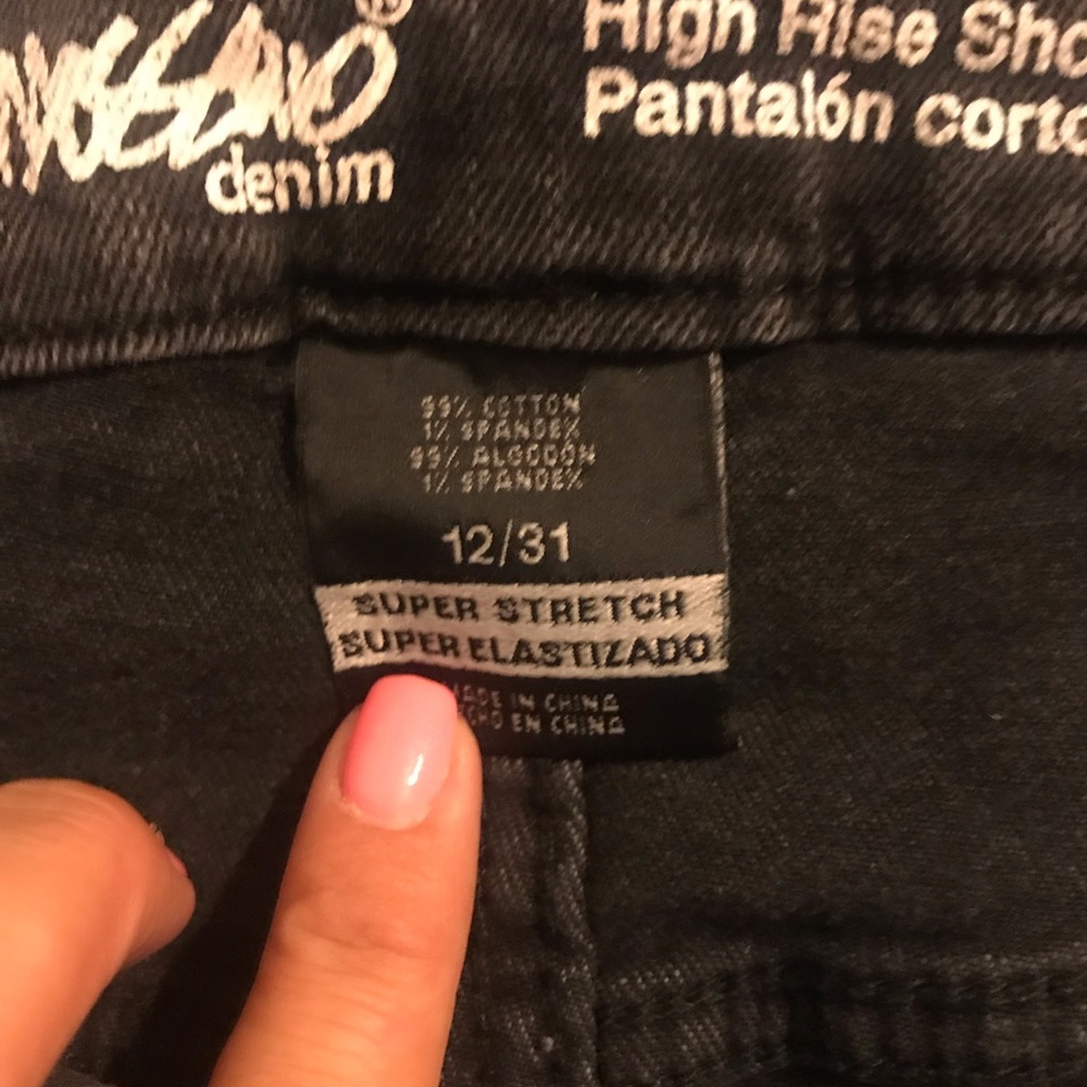 Jean Shorts - Picture 3 of 3